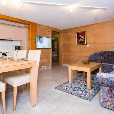 Alpenroesli Appartement-fewo Alpenroesli 7-bettwohnung Nr- 7 By Interhome Saas-Almagell